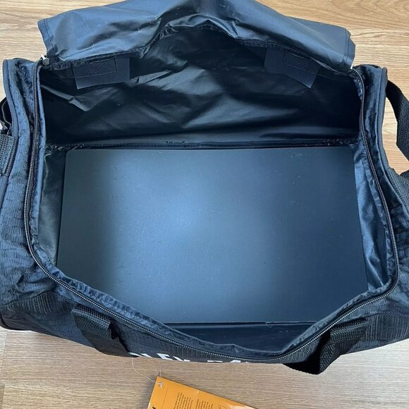 Harley-Davidson Tail of The Dragon Collection Logo Duffel Bag Black Zip NEW - Picture 14 of 14